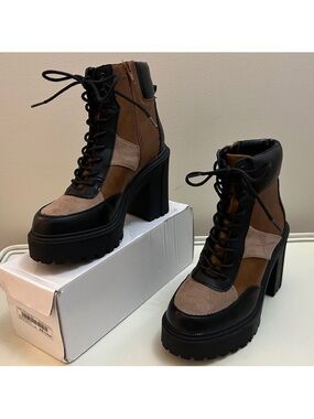 Steve Madden Platform  Lace-Up Ankle Boots in Brown and Black